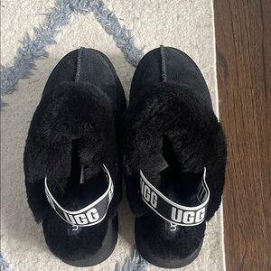 UGG Black Fluffy Slides NEVER WORN